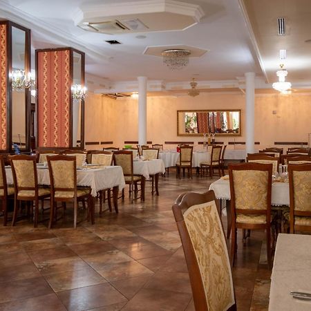 Hotel Coral Satu Mare Dış mekan fotoğraf