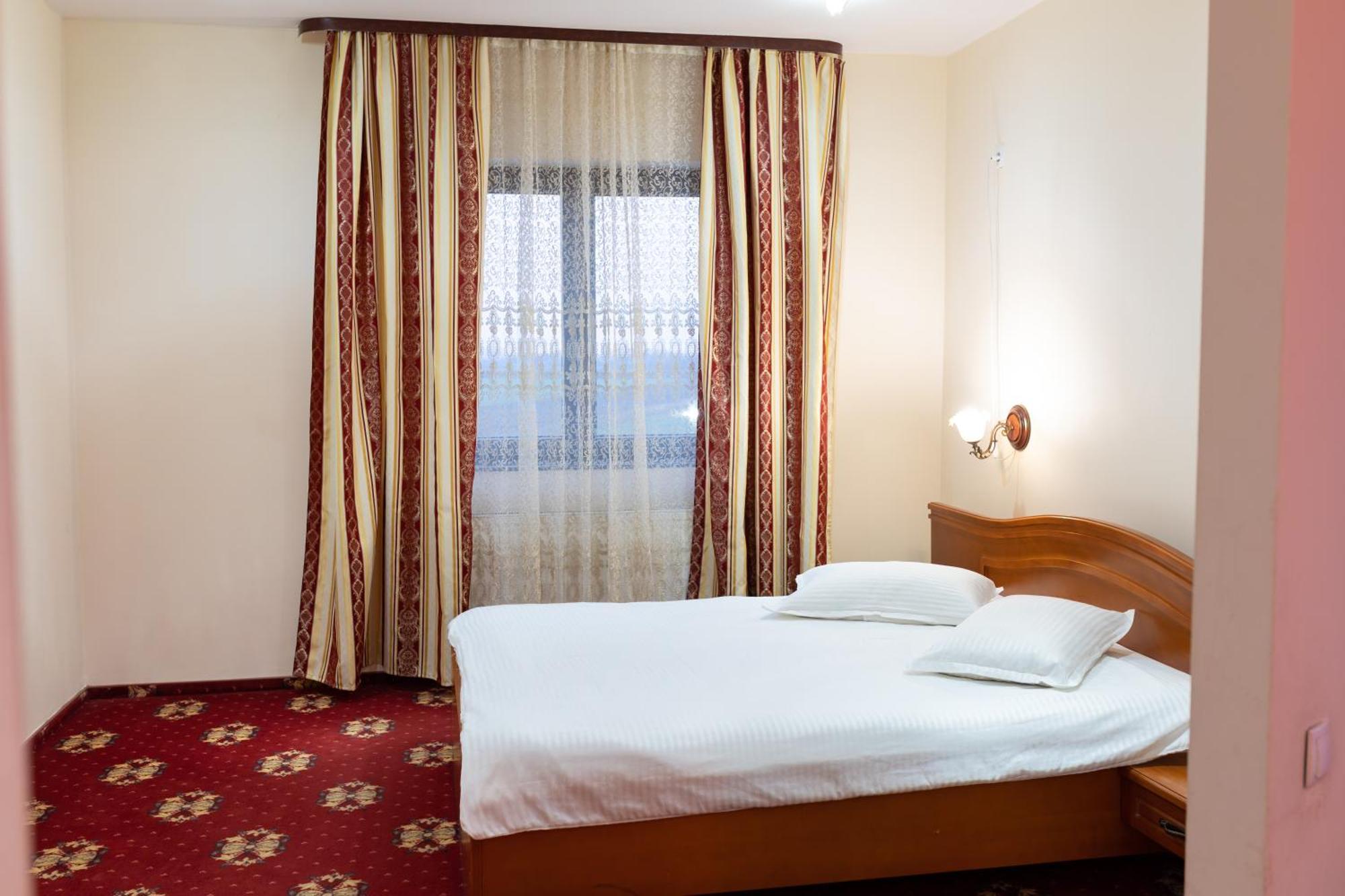 Hotel Coral Satu Mare Dış mekan fotoğraf