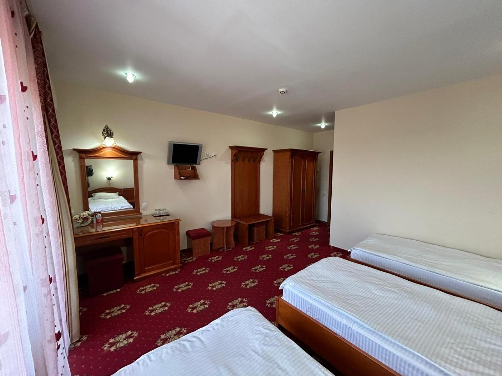 Hotel Coral Satu Mare Dış mekan fotoğraf