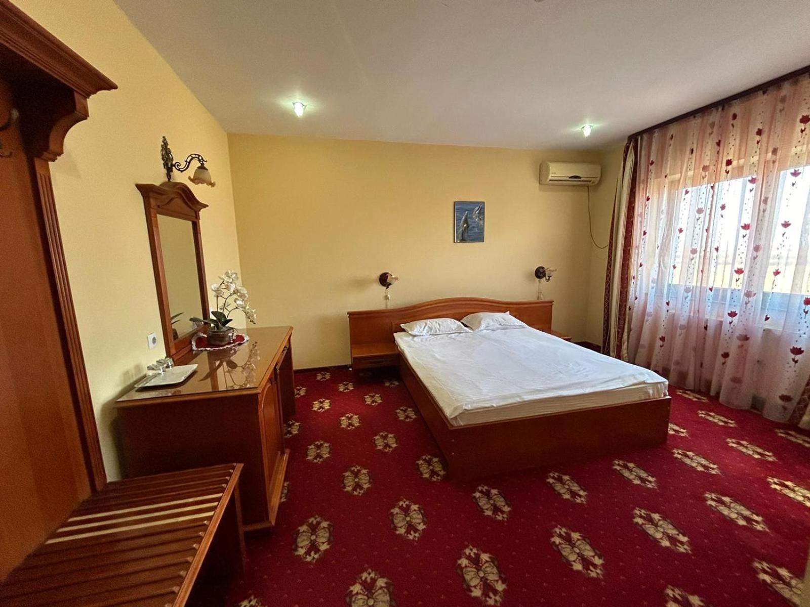 Hotel Coral Satu Mare Dış mekan fotoğraf