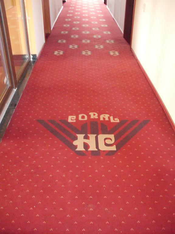 Hotel Coral Satu Mare Dış mekan fotoğraf