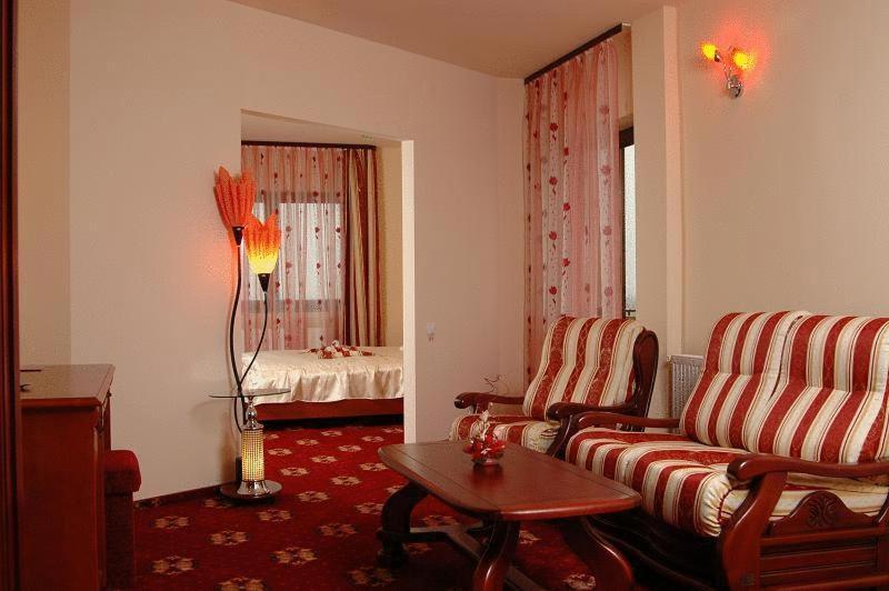 Hotel Coral Satu Mare Dış mekan fotoğraf